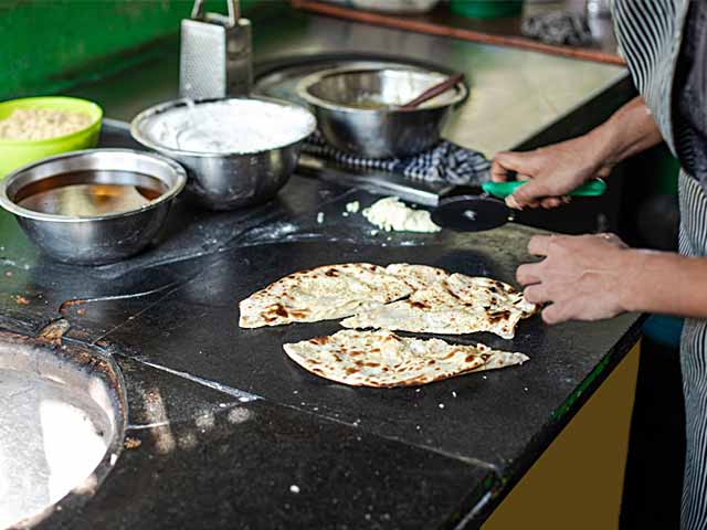 roti-station01